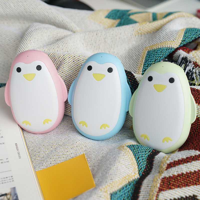 Creative Cute Little Penguin Hand Warmers Winter Mini Portable Constant Temperature Heating Baby Portable USB Charging Treasure