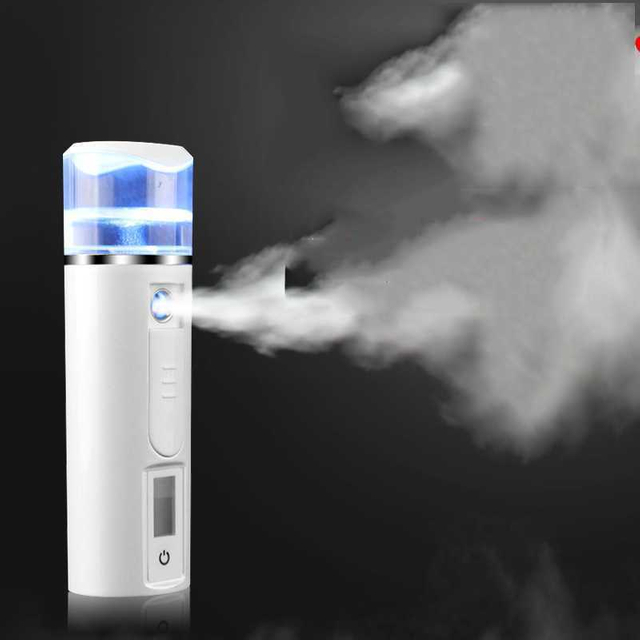 Handheld cold spray hydrating instrument facial humidifier USB charging nano spray steaming face beauty sprayer