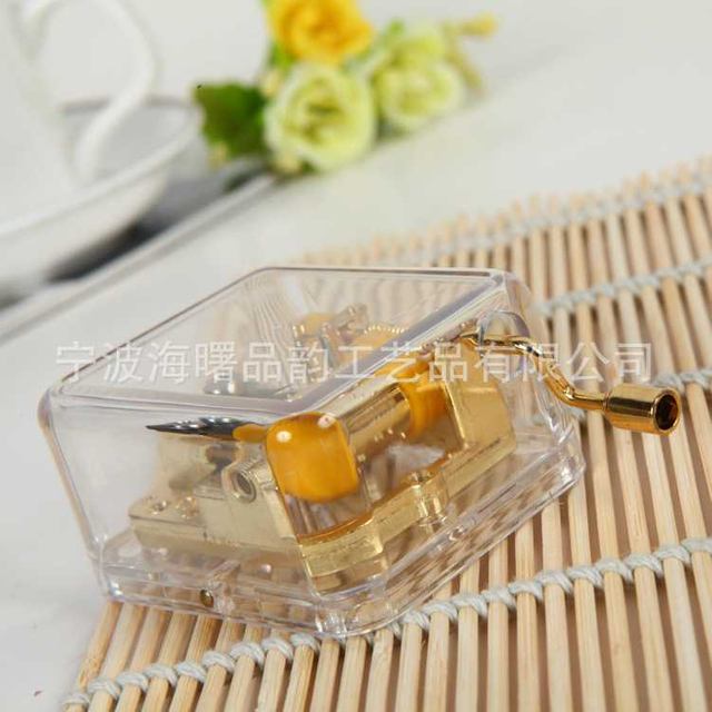 Hand shake music box music box Kindergarten DIY toy creative gift wedding birthday gift