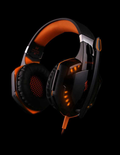 E-sports gaming headset microphone to eat chicken headphones