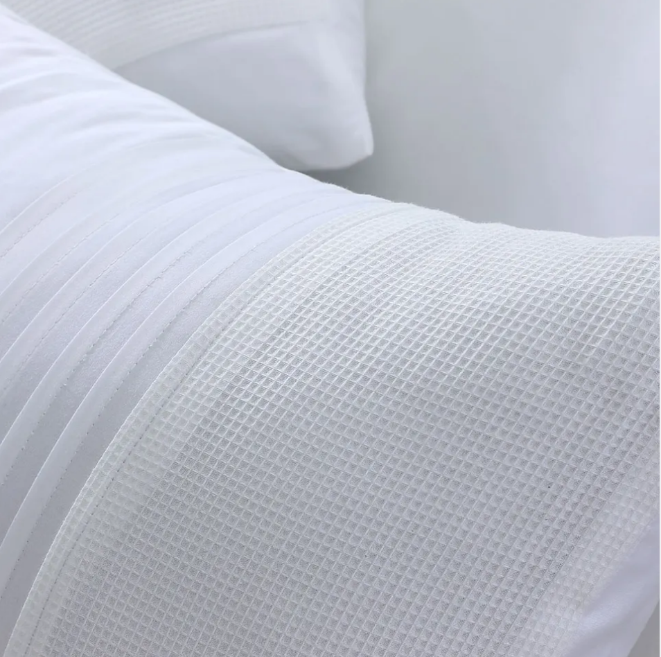 Four piece bedding set