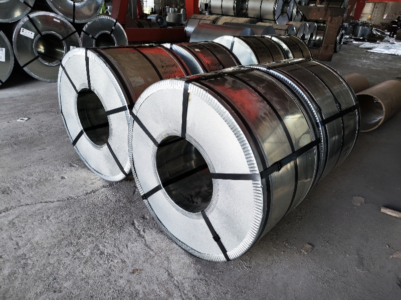 HOT DIPPED GALVANIZED STEEL STRIPS